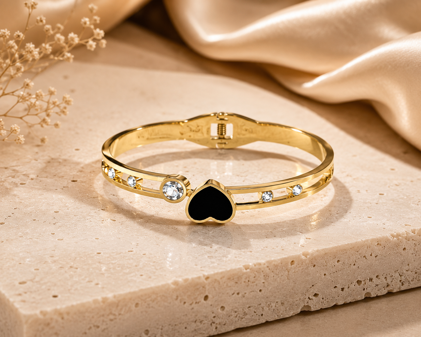 Black Heart Bracelet – Gold Crystal