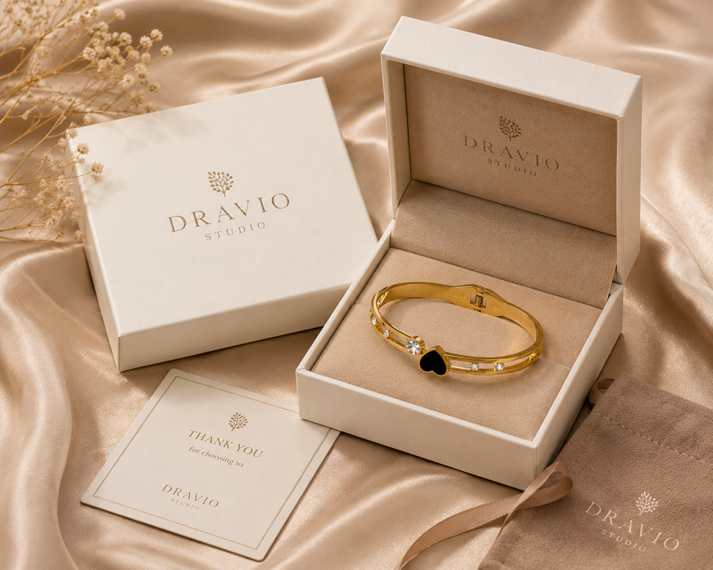 Black Heart Bracelet – Gold Crystal